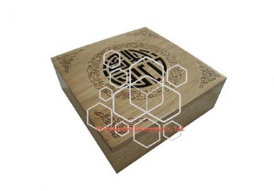 Engraved wooden men jewelry packaging with logo